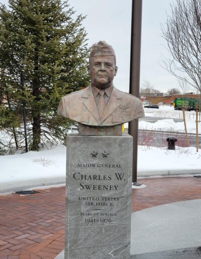 12-Sergey Eylanbekov-General Sweeney