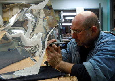 14-Sergey Eylanbekov_working on sculpture of Pele