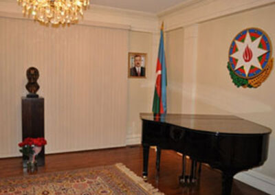 Bronze portrait-bust of former President Heydar Aliyev by Sergey Eylanbekov is unveiled at the Embassy of the Republic of Azerbaijan in Washington DC