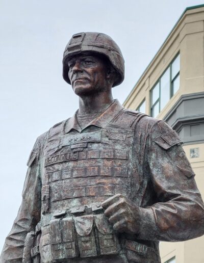 5-Sergey Eylanbekov-Sculpture of Gen McConville 2