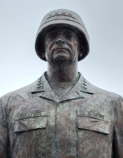 8-Sergey Eylanbekov-Sculpture of Gen Sullivan 2